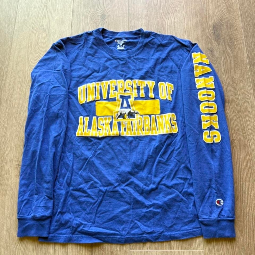 University‎ of Alaska Fairbanks Nanooks Champion Long Sleeve Shirt Blue  Size M